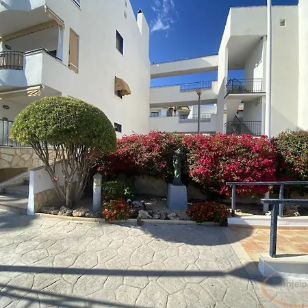 Alfaz Del Sol Piscina Y Relax L'Alfas del Pi